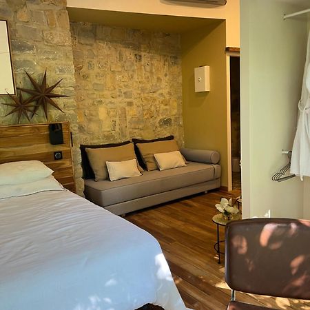 Bouillargues Boisbolchet Ecolodge-Spa מראה חיצוני תמונה