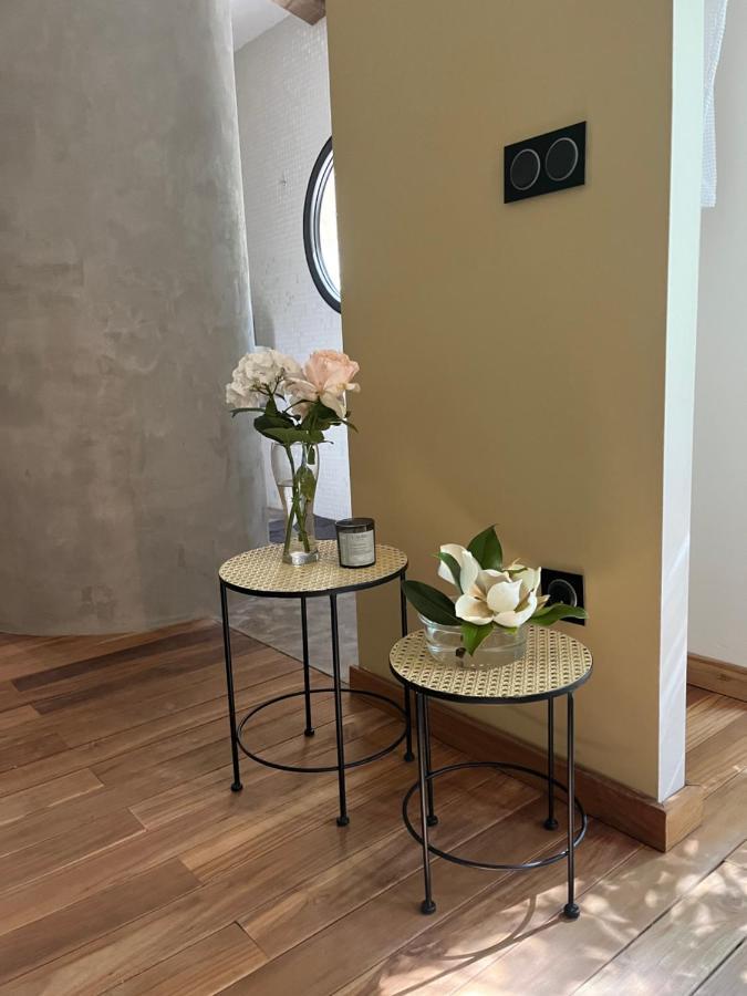 Bouillargues Boisbolchet Ecolodge-Spa מראה חיצוני תמונה