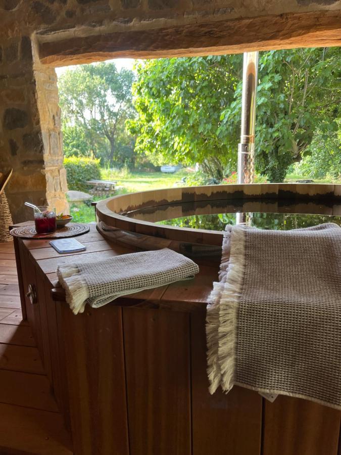 Bouillargues Boisbolchet Ecolodge-Spa מראה חיצוני תמונה