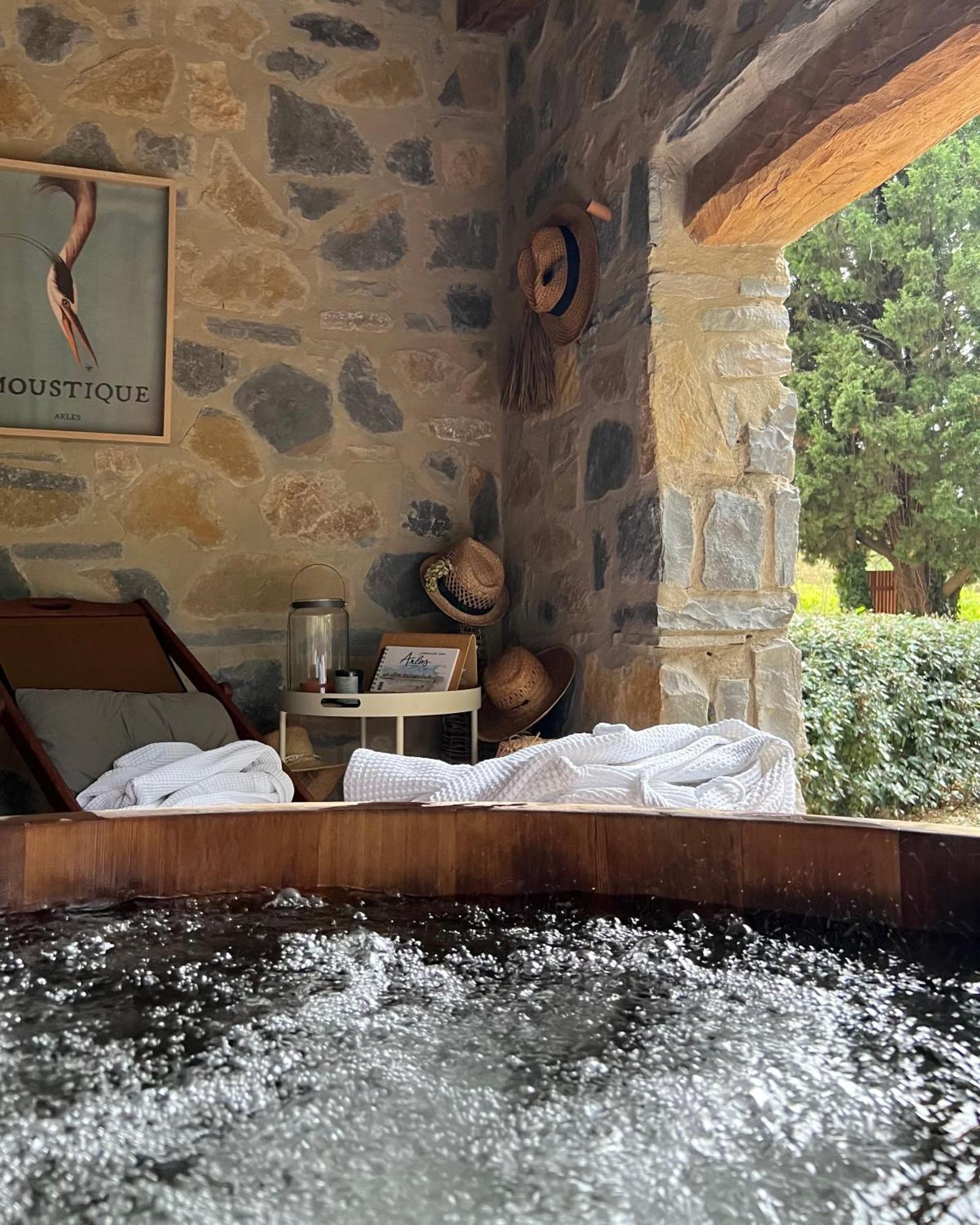 Bouillargues Boisbolchet Ecolodge-Spa מראה חיצוני תמונה